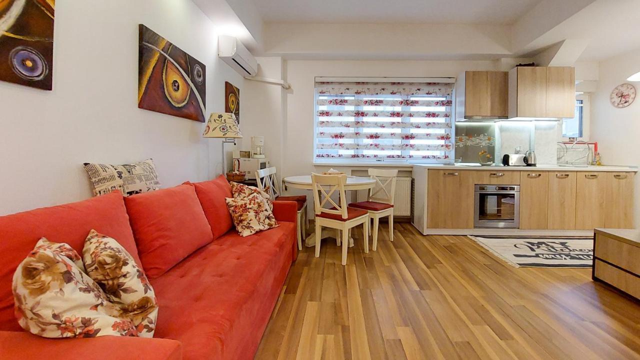 Ferienwohnung Fancy 1Bd Family Friendly In Historical Centre Bukarest Exterior foto